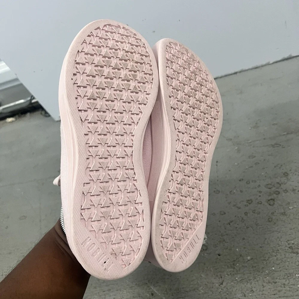 NOBULL Canvas Trainers Pink Womens Size 7 Lightweight Minamalist Gym Shoes - Picture 8 of 11